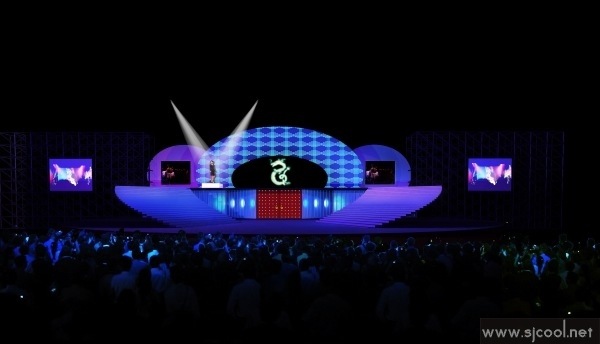 ���ͻ����ݳ�����̨���