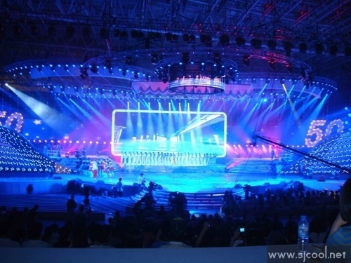 ���͵ƹ����ʵ��